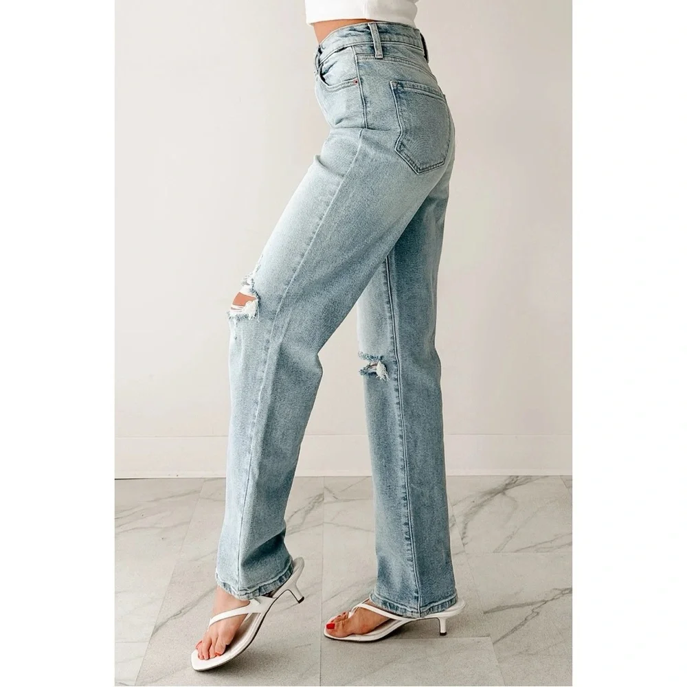 Cello Super High Rise Dad Jeans Trendy Distressed Knee Light Wash Women’s Size 3 - Picture 2 of 7